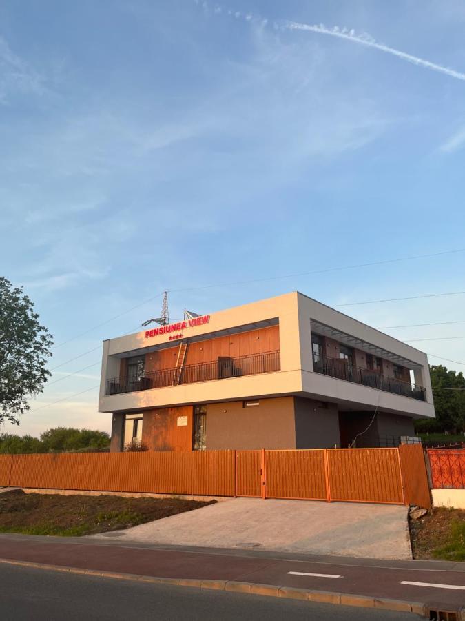 Pensiunea View คลูจ-นาโปกา ภายนอก รูปภาพ